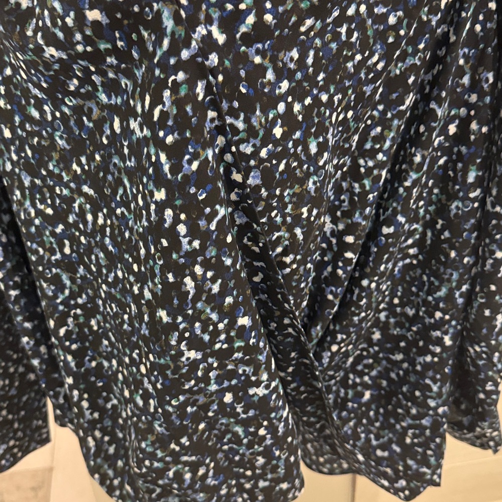🧡 LONG SLEEVE HALOGEN CROSSOVER BLOUSE - Picture 4 of 4